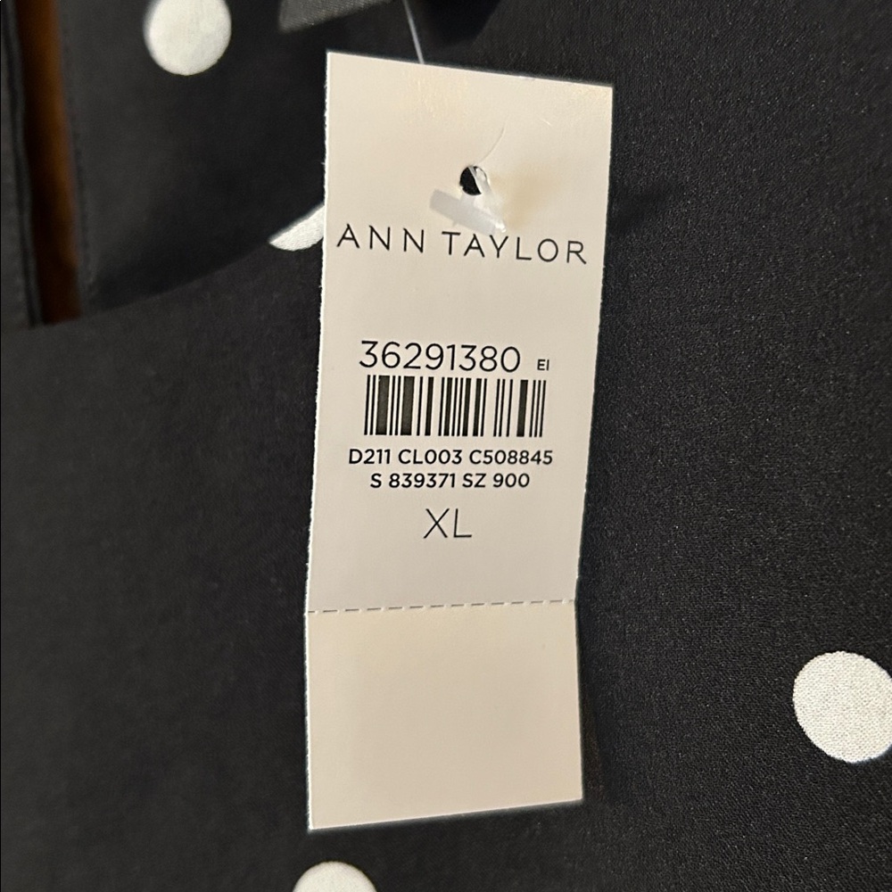 Ann Taylor Black and White Polka Dot Top - Picture 4 of 7
